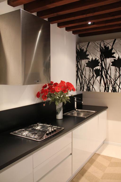 Sarai Apartments Венеція Номер фото